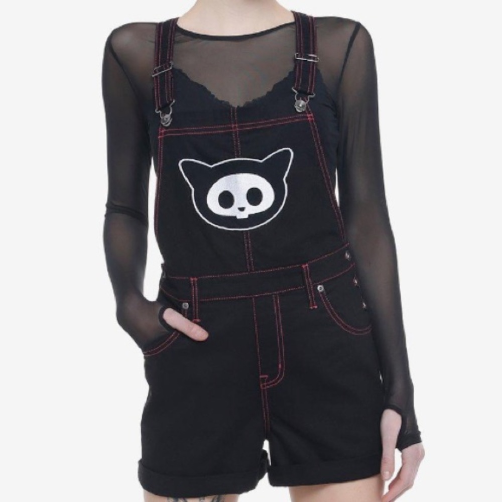Skelanimals Kit Contrast Stitch Shortalls Hot Topic‎